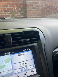 Автодержатель для телефона Ugreen LP120 Air Vent Phone Holder Black (10422)