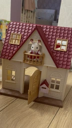 Игровой набор Sylvanian Families Уютный домик с красной крышей (5567)