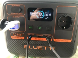 Зарядна станція Bluetti AC50P / 700 Вт / 504 Вт⋅год / LiFePO4 фото від покупців 18