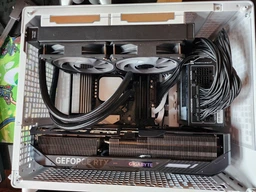 Видеокарта GIGABYTE Nvidia GeForce RTX 5080 GAMING OC 16G (GV-N5080GAMING OC-16GD) фото от покупателей 5