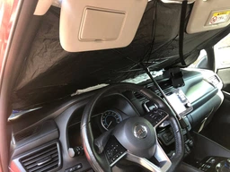 Солнцезащитный зонт на лобовое стекло автомобиля с чехлом, автошторка от солнца и жары, складной экран для авто, защита салона от перегрева, шторка на ветровое стекло, солнцезащитная завеса для машины, черная 125×79 см фото от покупателей 6