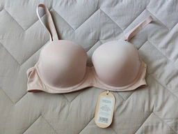 Бюстгальтер с косточками бесшовный brabrabra Базовый Комфорт SLZ24001108 75E Бежевый (6907208033660) фото от покупателей 1