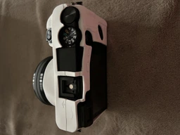 Защитный силиконовый чехол для фотоаппаратов SONY A6000 - желтый фото от покупателей 1