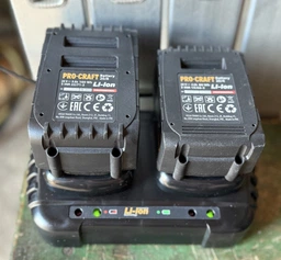 Зарядное устройство ProCraft Charger 20/2 2А (030202) фото от покупателей 1