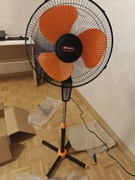 Напольный вентилятор Wimpex WX 1603 R "16" 100 Вт D 43 см 3 скорости 5 режимов с пультом Black
