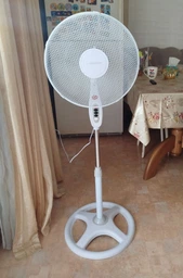 Вентилятор підлоговий Esperanza Typhoon EHF002WE