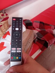Телевизор 45 дюймов Smart TV WIFI Смарт 4К Google TV Ultra HD фото від покупців 2