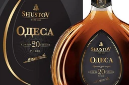 Коньяк Шустов Одесса 20 лет 0.7 л 43% в подарочной упаковке (4820000947763) фото от покупателей 1