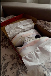 Женские кеды низкие Puma Carina Street 38939002 39 (6UK) 25 см Black-Black-Rose Gold-White (4065452472900) фото от покупателей 1