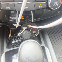Автомобильный двойник разветвитель прикуриватель с вольтметром и USB зарядкой 3,1А, Type C, 12-24В, C06