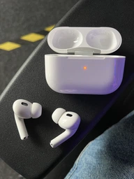 Наушники Apple AirPods Pro with MagSafe Case USB-C (2-ое поколение) (MTJV3TY/A) фото от покупателей 3