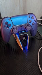 Зарядка для джойстика PlayStation 5 Honcam зарядная Док Станция для геймпада PS5 DualSense на 2 геймпада с подсветкой Белая фото от покупателей 6