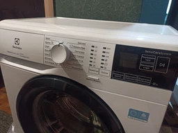 Пральна машина Electrolux EW6SM426BU фото від покупців 9