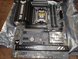 Материнська плата Asus TUF Gaming B850-PLUS Wi-Fi (sAM5, AMD B850, PCI-Ex16) фото від покупців 1