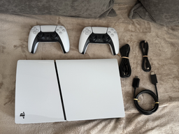 Ігрова консоль Sony PlayStation 5 Slim Digital Edition (2 геймпади Dualsense) фото від покупців 3