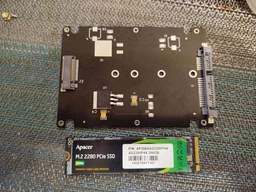 Адаптер в корпусе SATA III - > M.2 SSD NGFF KEY-B переходник Черный фото от покупателей 1