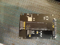 Адаптер в корпусе SATA III - > M.2 SSD NGFF KEY-B переходник Черный