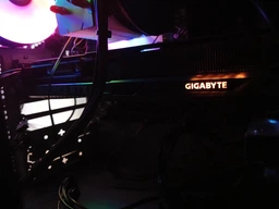 Видеокарта Gigabyte Nvidia GeForce RTX 5060 GAMING OC 8G (GV-N5060GAMING OC-8GD)