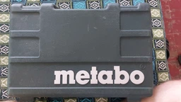 Ексцентрикова шліфувальна машина Metabo FSX 200 Intec 609225500