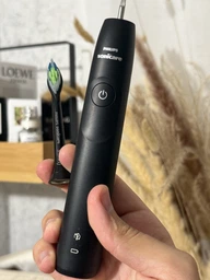 Электрическая зубная щетка PHILIPS Sonicare HX7101/01 серии 5300 фото от покупателей 9