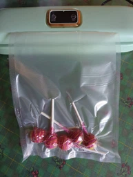 Вакуумный упаковщик для дома кухни Vacuum Sealer 01 вакууматор для еды продуктов питания сухих и влажных овощей и мяса прибор для упаковки пищи вакуумные упаковщики + комплект гофрированные пакеты 10 шт черный фото от покупателей 12