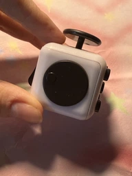 Іграшка Антистрес Fidget Cube куб 3 см (459490942) Фіджет Куб Чорно-Сірий фото від покупців 2