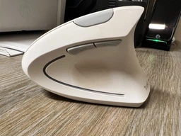 Мышь компьютерная Trust Verto Wireless Ergonomic Mouse 22879 1600dpi беспроводная/вертикальная Черный