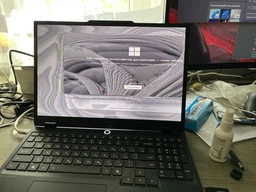 Ноутбук Lenovo Legion 5 15IRX10 (83LY00F1RA) Eclipse Black / 15.1" OLED WQXGA 165 Гц / Intel Core i7-14700HX / RAM 32 ГБ / SSD 1 ТБ / RTX 5070, 8 ГБ (TDP 115 Вт) / LAN / Зарядка по USB фото от покупателей 2