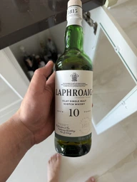 Виски Laphroaig 10 лет выдержки 0.7 л 40% (5010019640260_5010019000255) фото от покупателей 1