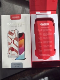 Защитное стекло с аппликатором Intaleo MagicBox для смартфона Apple iPhone 16 Pro/Apple iPhone 17 Black (4820266742911)