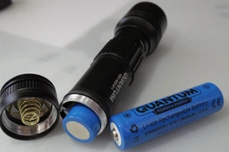 Фонарь ручной аккумуляторный Quantum QM-FL1031 Adept 10W LED zoom + COB с USB (0751784842729) фото от покупателей 9