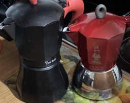 Кавоварка гейзерная Bialetti Moka Induction Red (2 чашки) 0006942 фото від покупців 1