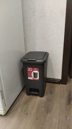 Ведро для мусора MBM HOME с крышкой и педалью BIN-01 20л Серое (BIN-01 20L GRAY)
