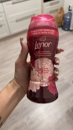 Парфум для прання Lenor UNstoppables Spring 210г