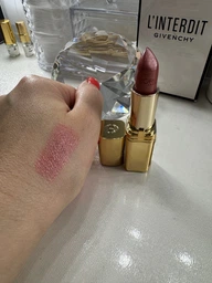 Помада для губ L’Oreal Paris Color Riche Shine 129 МонМарт 28 г (3600523801749) фото от покупателей 1