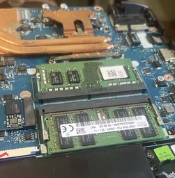Оперативная память для ноутбука Hynix DDR4 16GB 2666MHz SO-DIMM 2Rx8 PC4-2666V (HMA82GS6JJR8N-VК)
