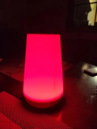 Аккумуляторный ночник с USB зарядкой LED RGB лампа в спальню Villa Volance с пультом, смена 13 цветов, регулировка яркости белая + желтая фото от покупателей 1