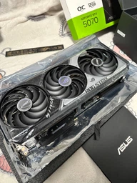 Відеокарта ASUS ROG-STRIX-RTX5070-O12G-GAMING фото від покупців 2