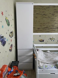 Шафа для одягу VAYS, пенал з полицями та шухлядами, без ручок R-35 Білий