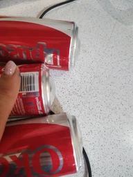 Упаковка безалкогольного напитка Coca-Cola 0.33 л х 12 банок (5449000000996)