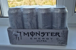 Упаковка безалкогольного энергетического сильногазированного напитка Monster Energy Ultra 500 мл х 12 банок (5060947547179) фото от покупателей 1
