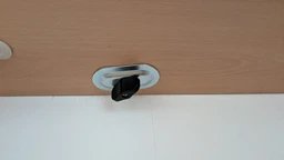 Настільне кріплення для монітора OfficePro MA441W з пружиною 17-42" 2~12 кг White фото від покупців 4