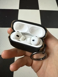 Защитный ударопрочный чехол Air Case для беспроводных наушников AirPods Pro/AirPods Pro 2 коричневый с карабином