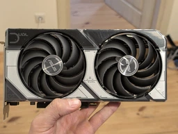Відеокарта GeForce RTX 5070, ASUS, DUAL OC, 12Gb GDDR7, 192-bit, HDMI/3xDP, 2572/28000 MHz, 16-pin (DUAL-RTX5070-O12G) фото від покупців 2