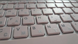 Наклейки на клавиатуру универсальные виниловые Best Key mini PRO матовая прозрачная СЕРЕБРЯНАЯ, 70 кл. фото от покупателей 8