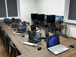 Ноутбук Acer Aspire Lite 15 AL15- 72P- 595Y Intel® Core™ i5- 13500H до 4, 70 ГГц, 15, 6 Full HD, IPS, 16 ГБ DDR5, 512 ГБ SSD, Intel® UHD, Pure Silver