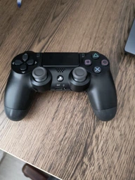 Геймпад беспроводной Sony DualShock 4 Wireless Controller Black для PS4/PC/Смартфона 1000 мА фото от покупателей 19