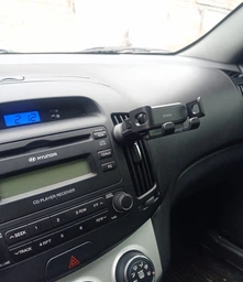 Тримач для телефону в машину в повітропровід Baseus SUWX010001 Stable Gravitational Car Mount Lite (Air Outlet Version) 5.4 - 6.7" Black
