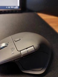 Миша Logitech MX Master 4 Performance Wireless/Bluetooth Graphite (910-007562) фото від покупців 5