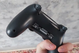 Геймпад беспроводной Sony DualShock 4 Wireless Controller Black для PS4/PC/Смартфона 1000 мА фото от покупателей 17